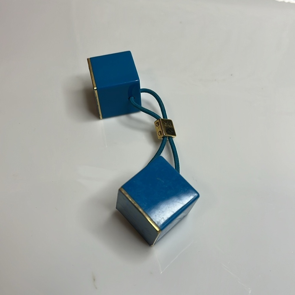 LOUIS VUITTON HAIR CUBES VINTAGE - Picture 3 of 5